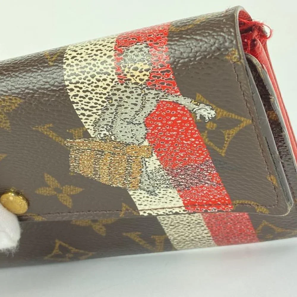 Louis Vuitton Rare Groom Bellboy Porte Tresor Sara